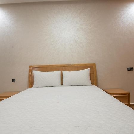 Adam'S Apartments,Self Checkin 6 Mins To Beach Downtown Fiber Optic Wifi Free Parking Same Rules As Hotels Agadir Eksteriør billede