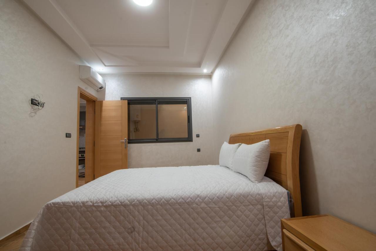 Adam'S Apartments,Self Checkin 6 Mins To Beach Downtown Fiber Optic Wifi Free Parking Same Rules As Hotels Agadir Eksteriør billede