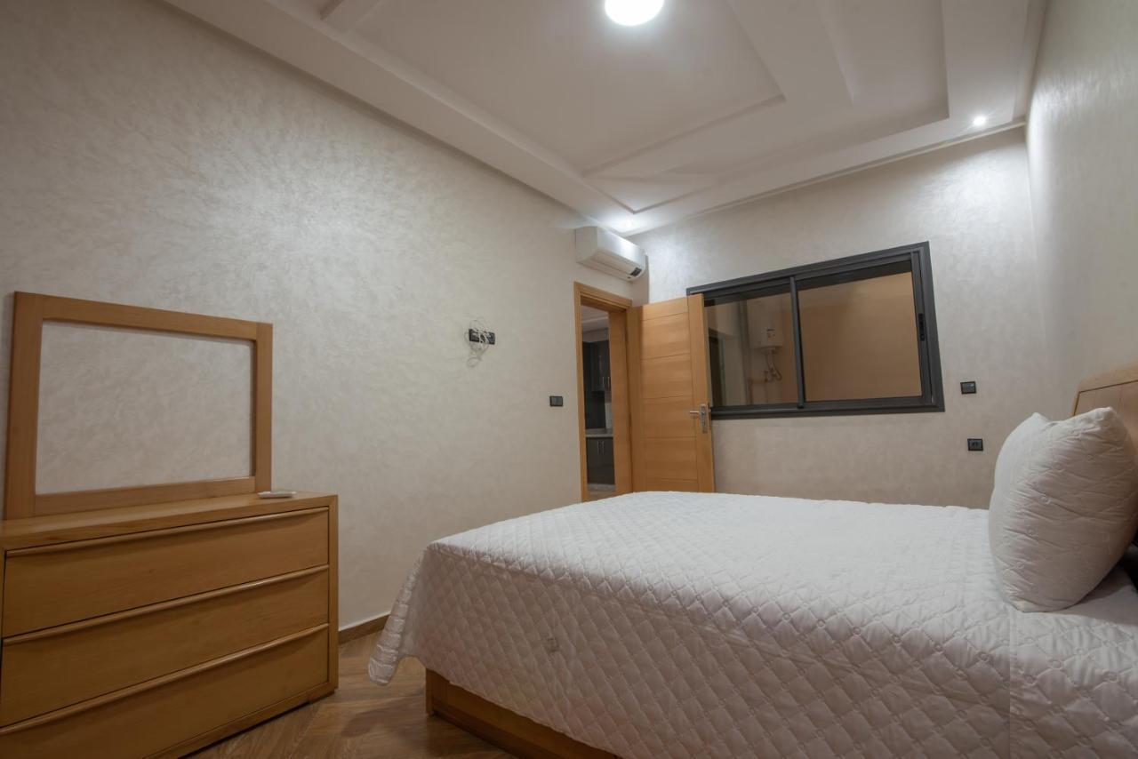 Adam'S Apartments,Self Checkin 6 Mins To Beach Downtown Fiber Optic Wifi Free Parking Same Rules As Hotels Agadir Eksteriør billede