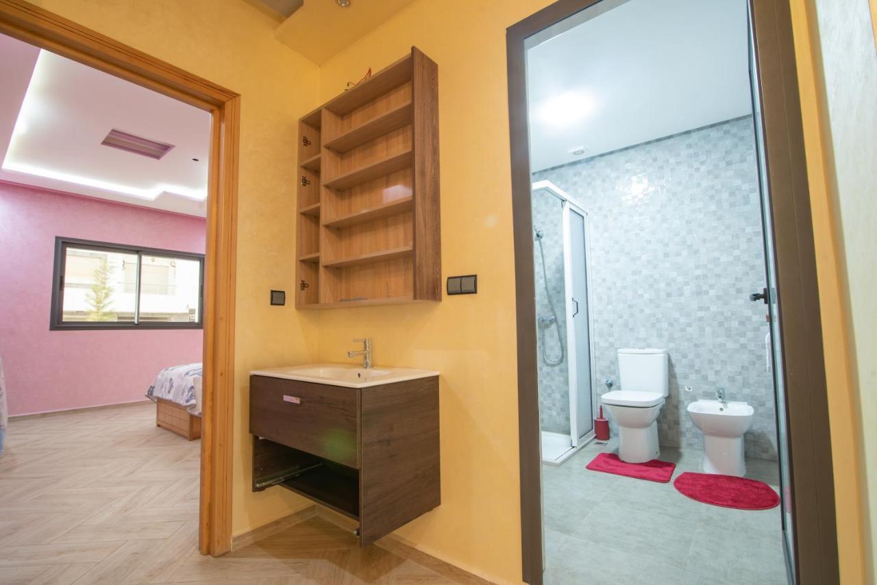 Adam'S Apartments,Self Checkin 6 Mins To Beach Downtown Fiber Optic Wifi Free Parking Same Rules As Hotels Agadir Eksteriør billede